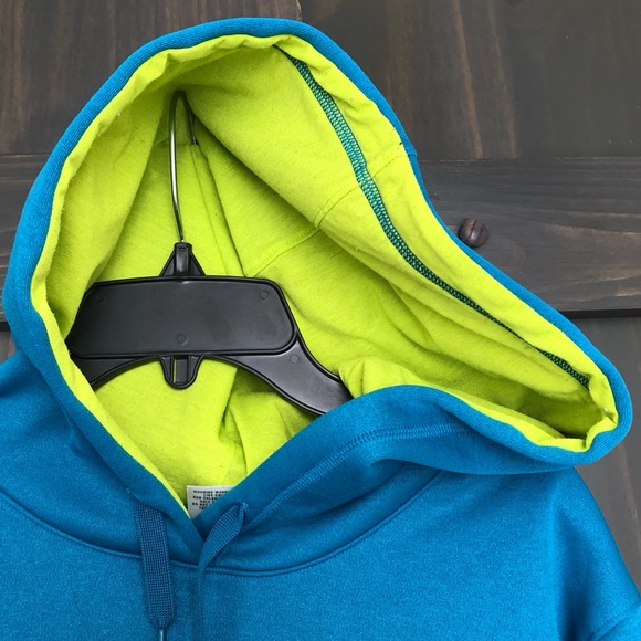 Under Armour Hoodie size M - Picture 5 of 6